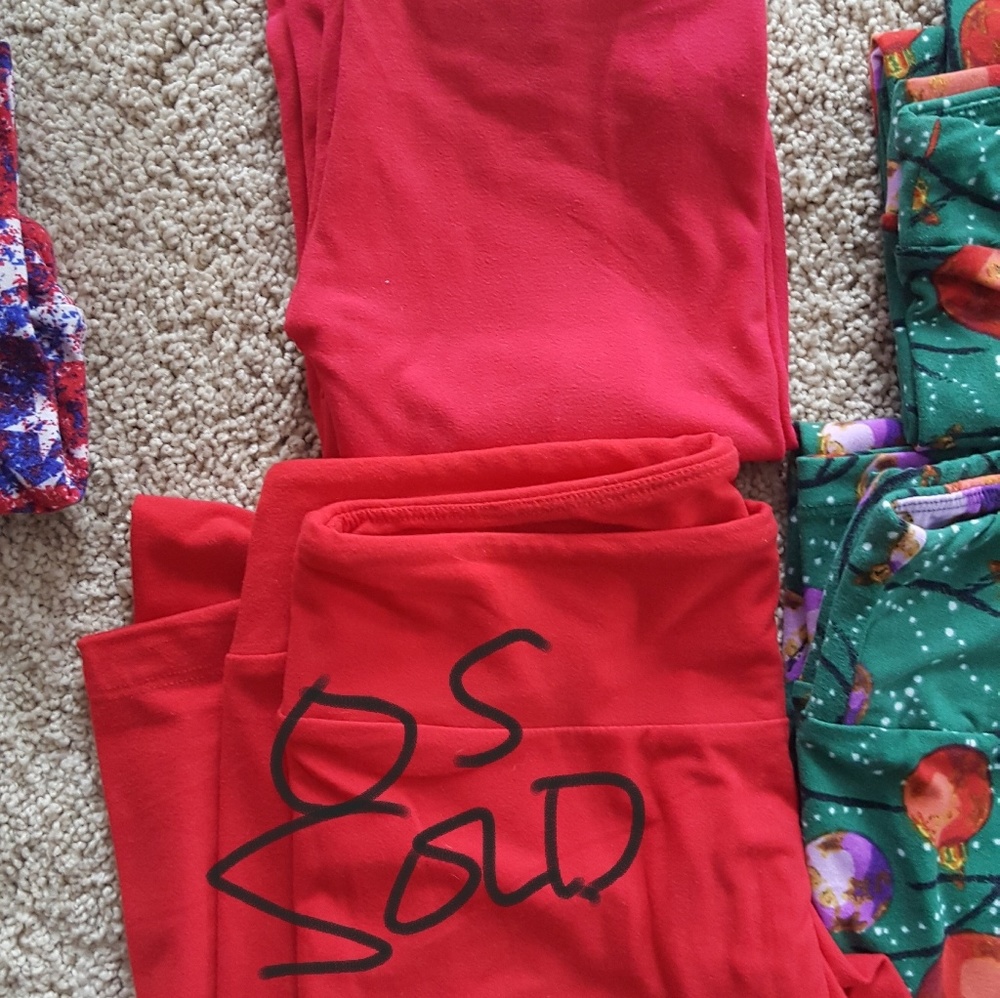 True Red Kids LG Lularoe Leggings